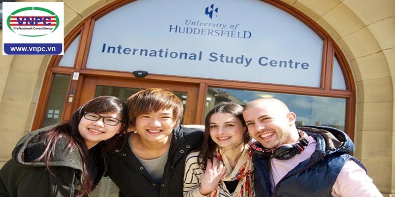 Các chương trình đào tạo và hỗ trợ toàn diện tại Đại học Huddersfield, Anh