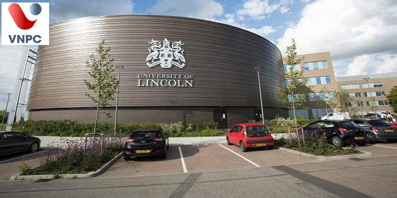 Du học Anh trường đại học Lincoln - TOP 10 trường hiện đại và đổi mới nhất UK