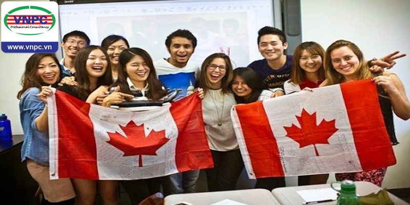 Du học Canada 2017: Lựa chọn cao đẳng hay đại học