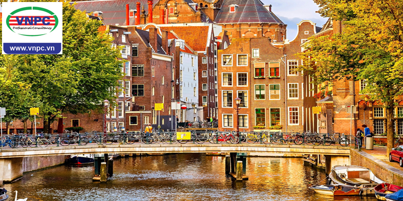 Thủ đô Amsterdam đặc biệt và khó quên như nào với du học sinh?