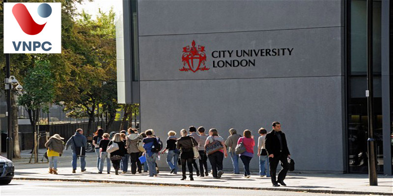 Tìm hiểu ngôi trường “sinh ra để phục vụ cho nhân loại” - City, University of London
