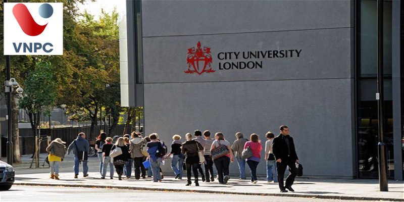 Trường City, University of London