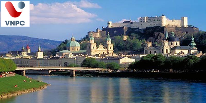 Sinh viên quốc tế khi theo học tại Áo, trường Đại học University of Salzburg 